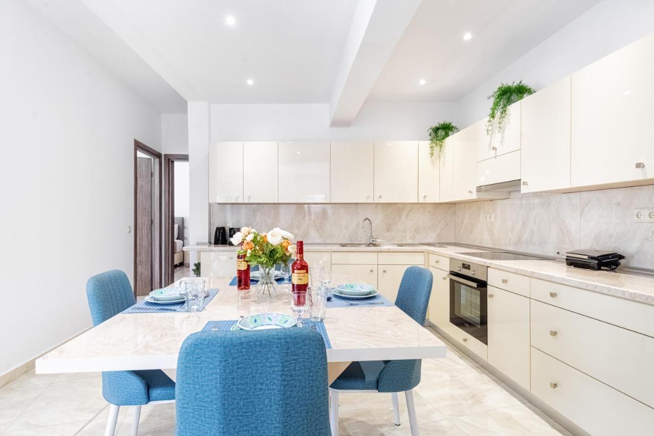 4You Luxury Apartments By Keyplanner Moraitika Dış mekan fotoğraf