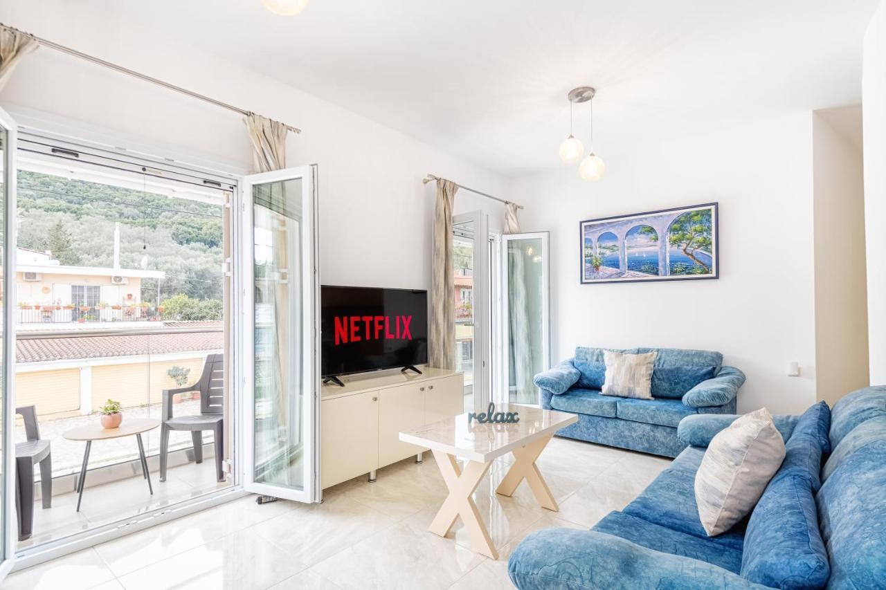 4You Luxury Apartments By Keyplanner Moraitika Dış mekan fotoğraf