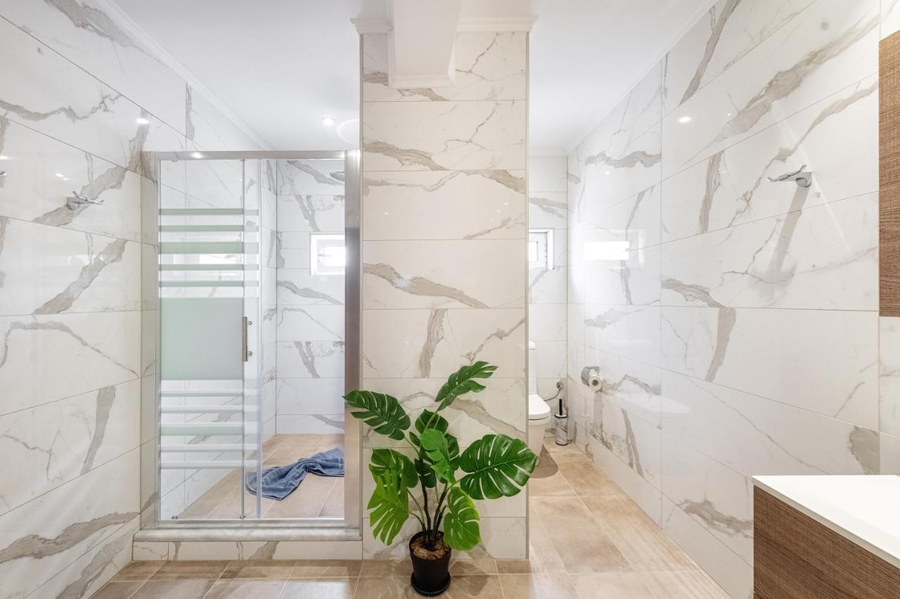4You Luxury Apartments By Keyplanner Moraitika Dış mekan fotoğraf