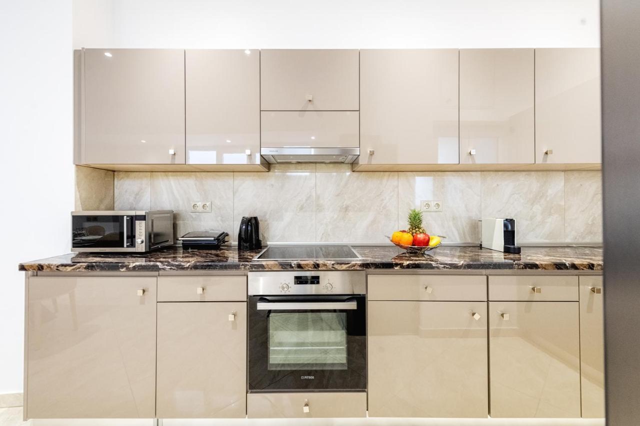 4You Luxury Apartments By Keyplanner Moraitika Dış mekan fotoğraf