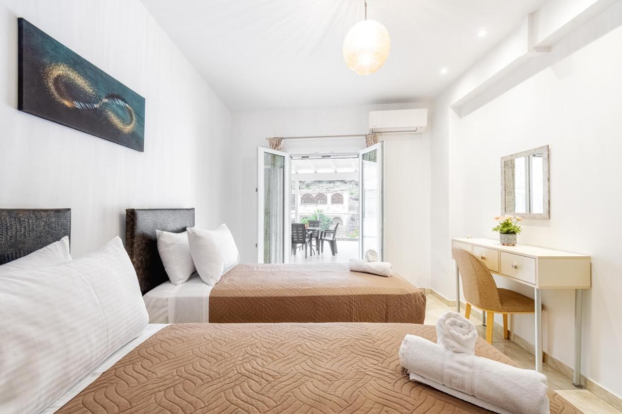 4You Luxury Apartments By Keyplanner Moraitika Dış mekan fotoğraf