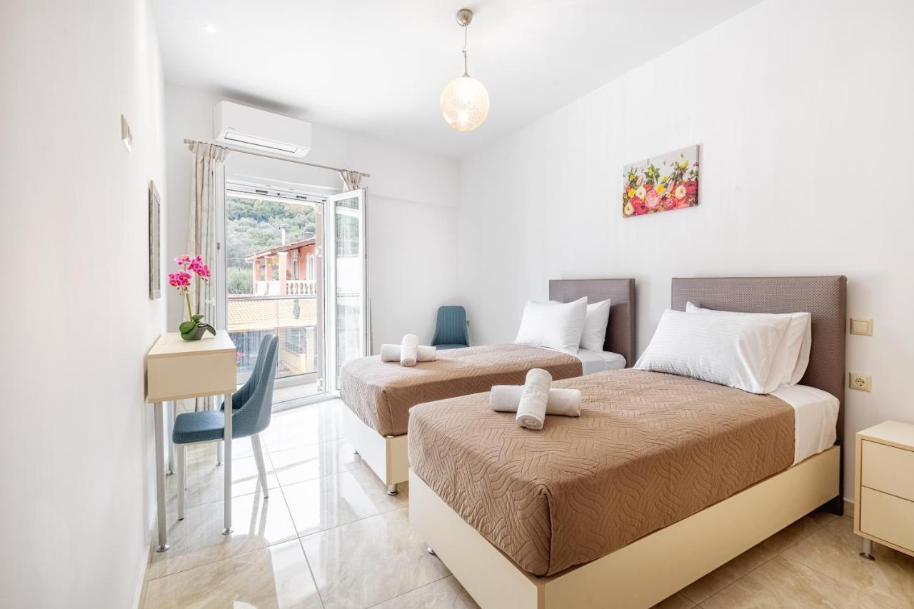 4You Luxury Apartments By Keyplanner Moraitika Dış mekan fotoğraf