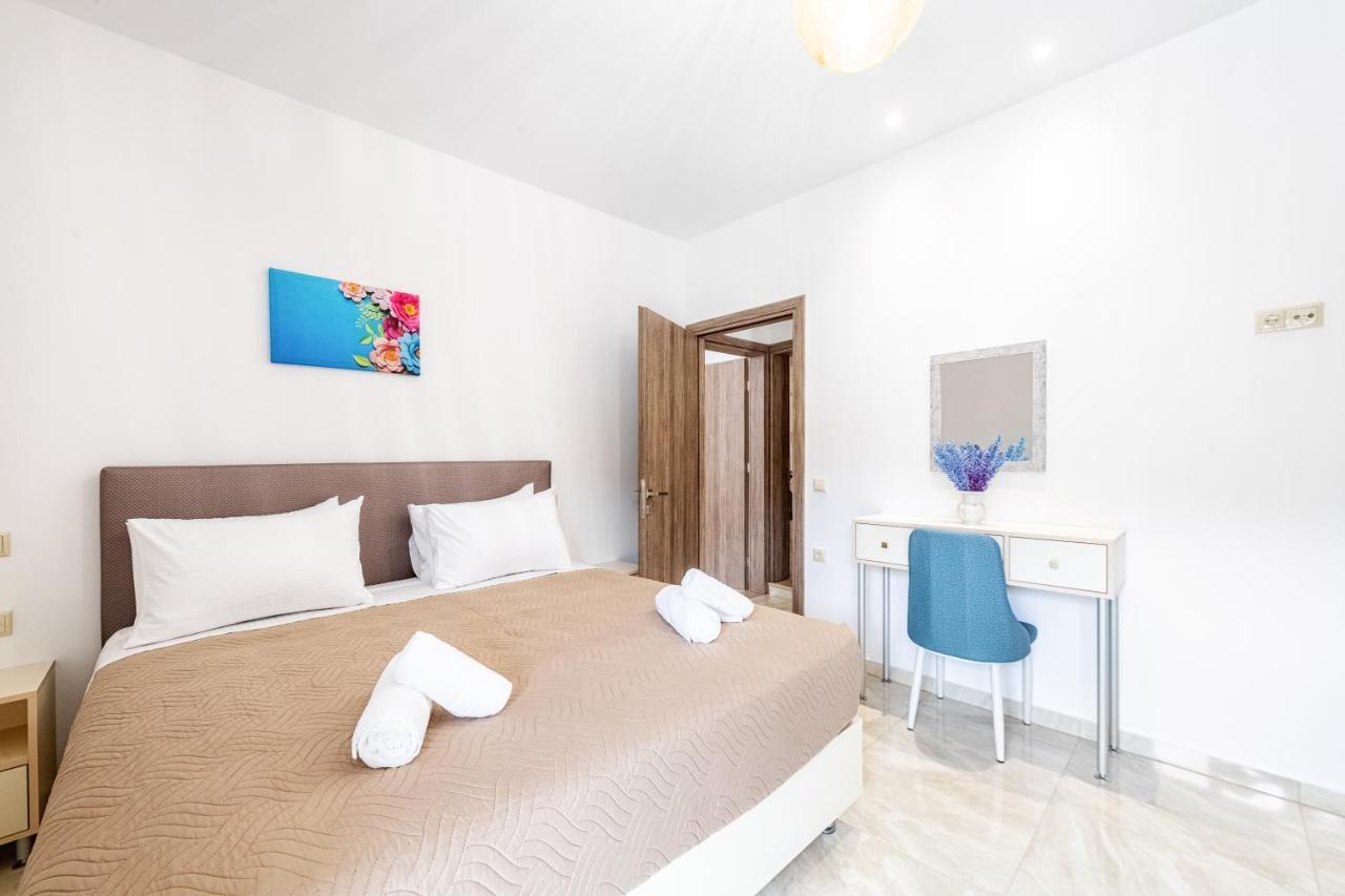4You Luxury Apartments By Keyplanner Moraitika Dış mekan fotoğraf